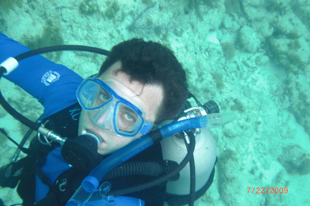 Maxim Umansky scuba diving
